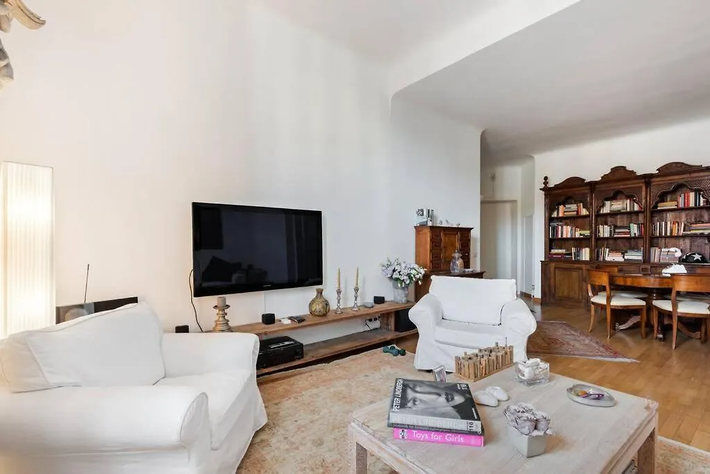 Easylife - Luxury Apartament In Cadorna Duomo Mxp Apartment Milan Italy